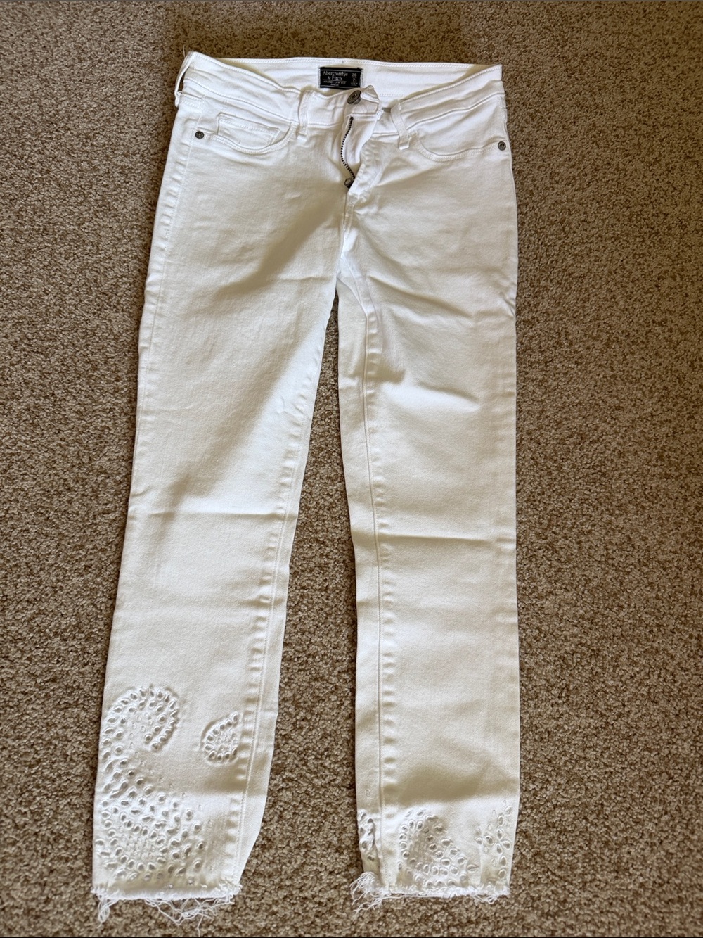 White Embellished Women's Jeans - Unknown Brand